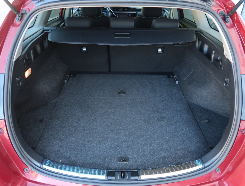 Toyota Auris, 2018