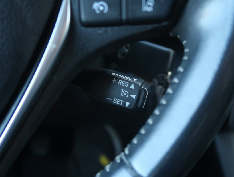 Toyota Auris, 2018