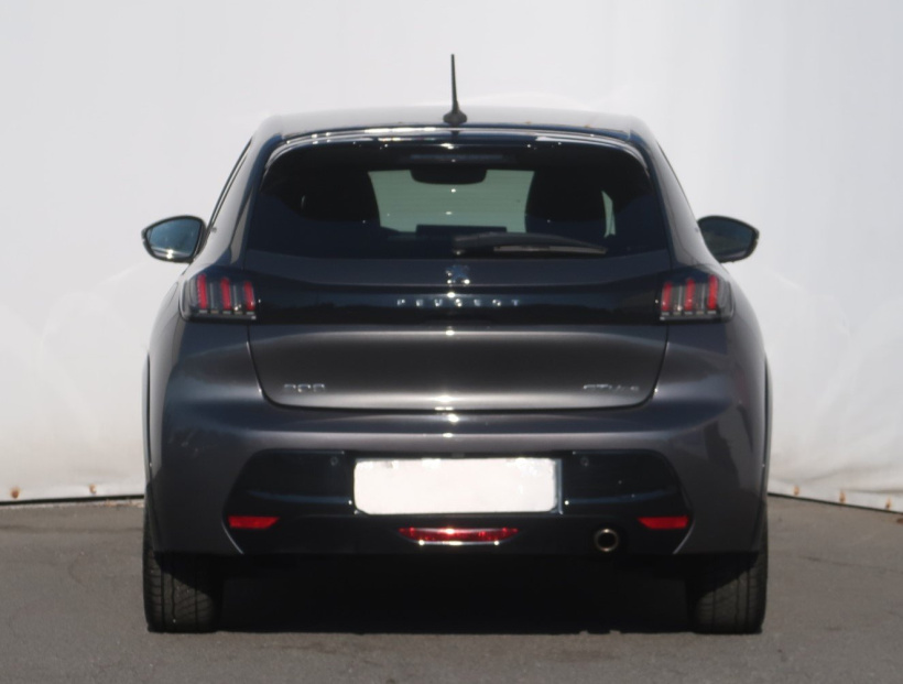 Peugeot 208, 2020