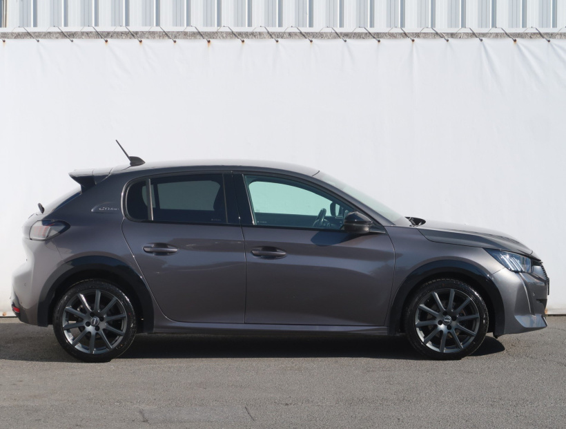 Peugeot 208, 2020