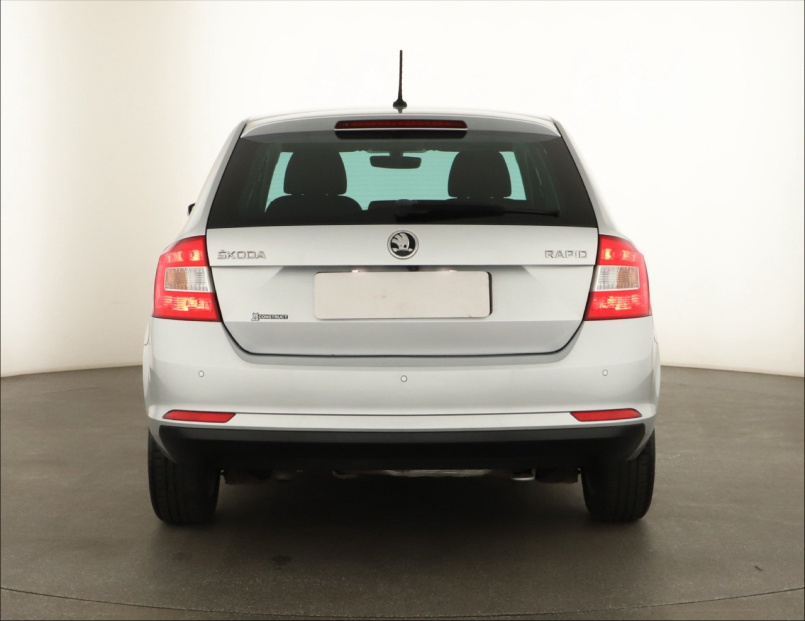 Škoda Rapid Spaceback, 2016