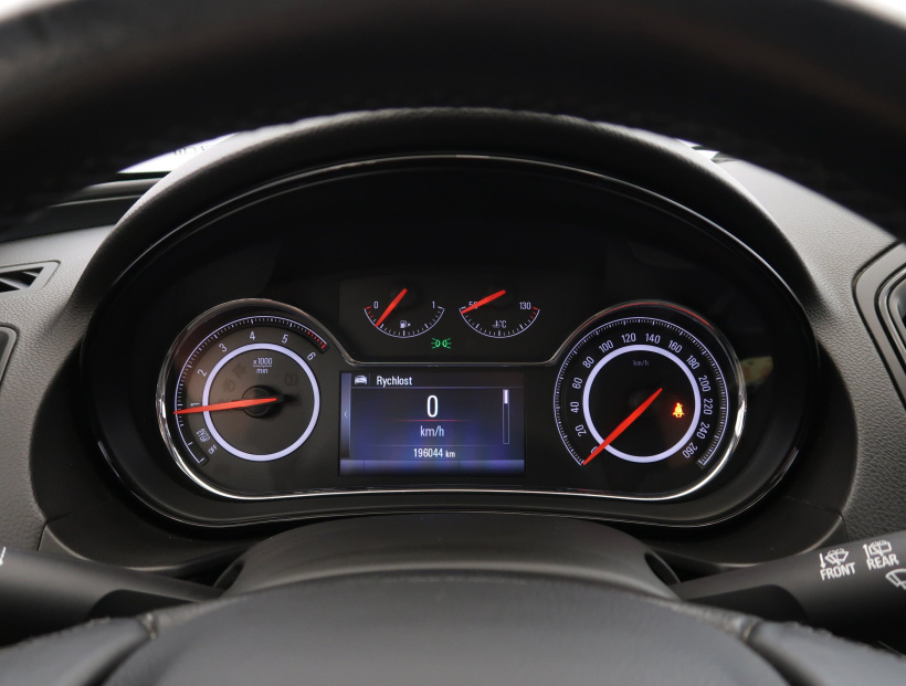 Opel Insignia, 2016