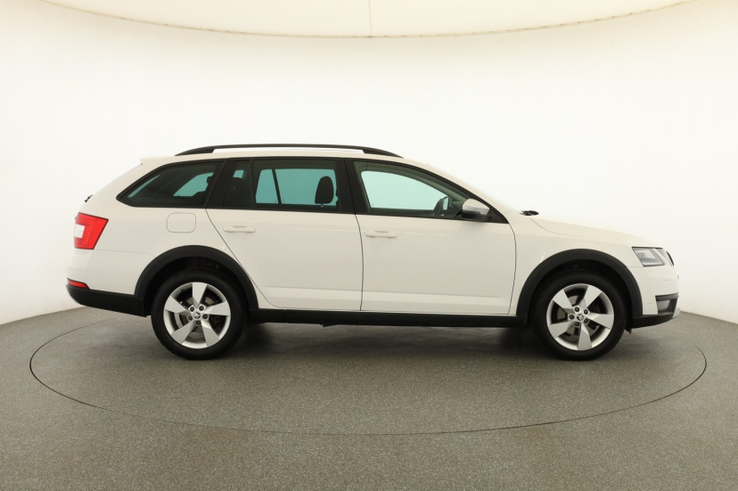 Škoda Octavia Scout, 2018