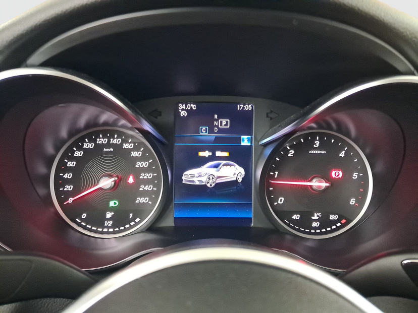 Mercedes-Benz C, 2020