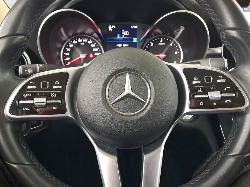 Mercedes-Benz C, 2020