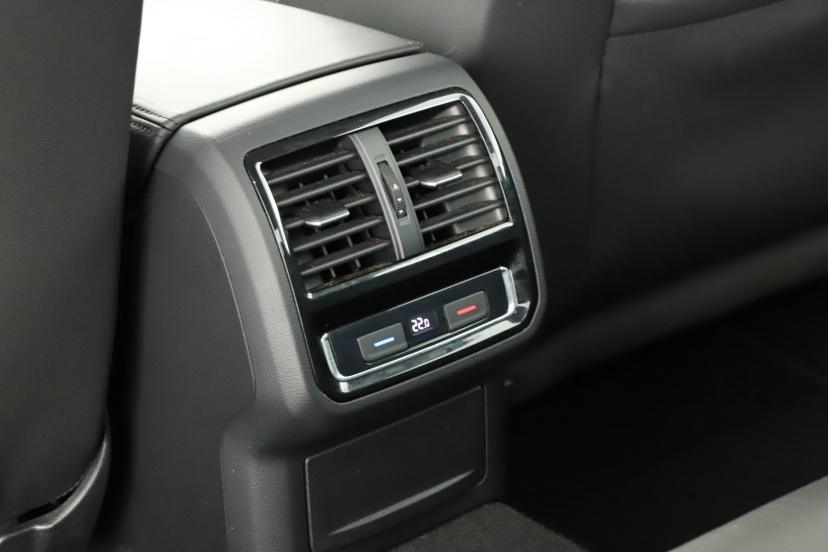 Volkswagen Passat, 2020