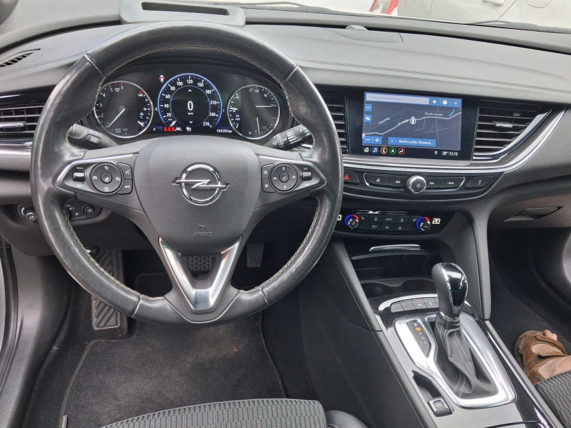 Opel Insignia, 2021