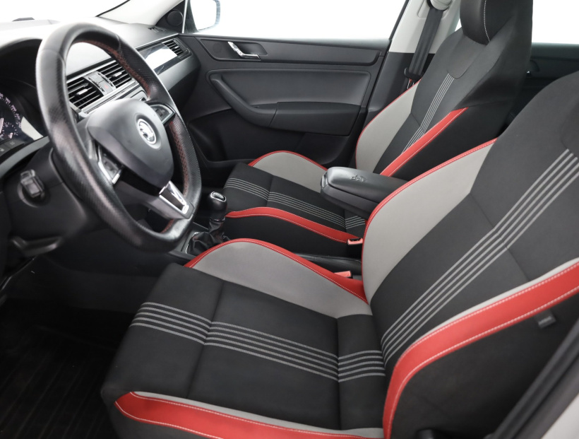 Škoda Rapid Spaceback, 2015