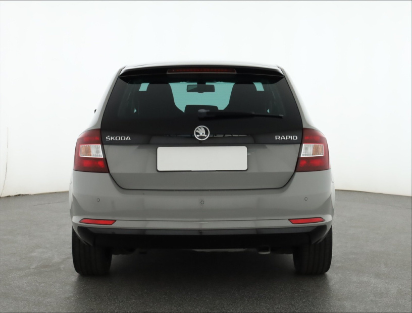 Škoda Rapid Spaceback, 2015