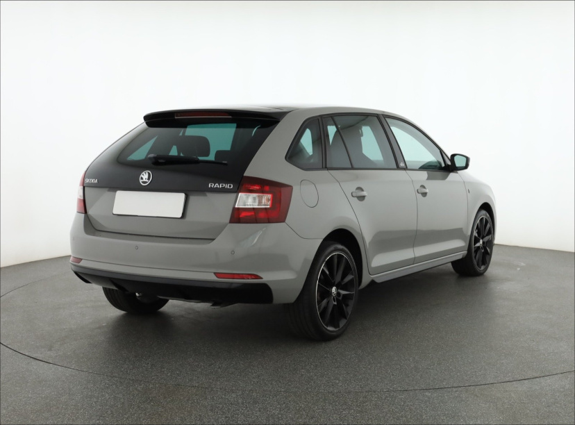 Škoda Rapid Spaceback, 2015