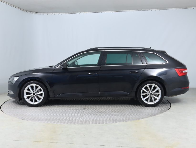 Škoda Superb, 2016