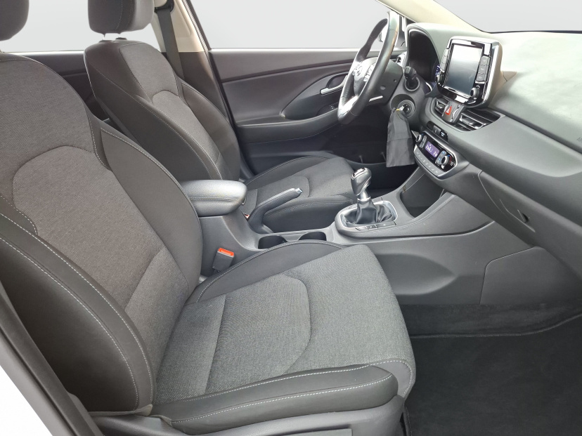 Hyundai i30, 2022
