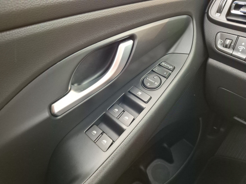 Hyundai i30, 2022