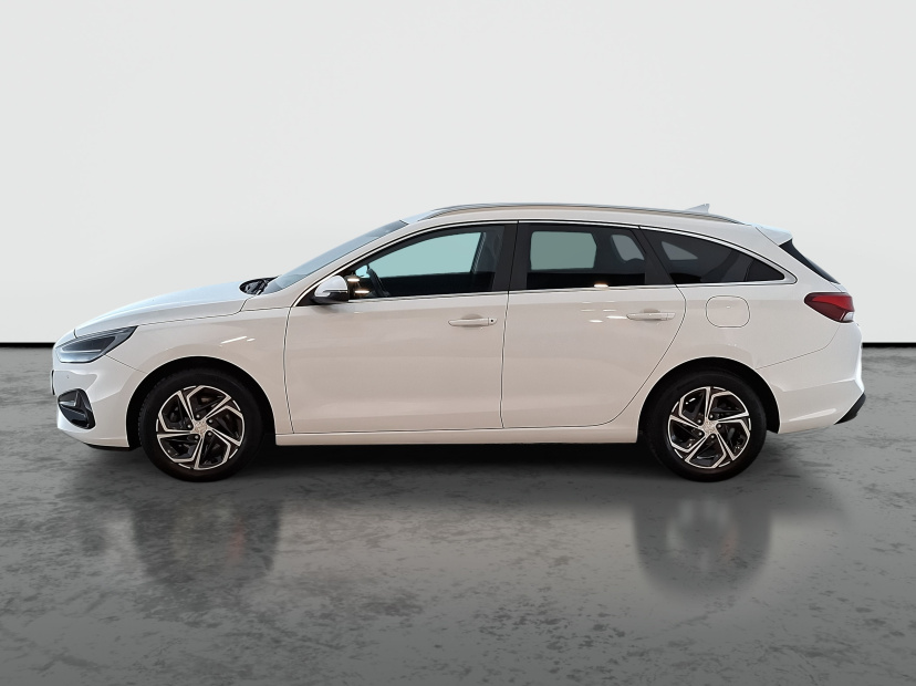 Hyundai i30, 2022