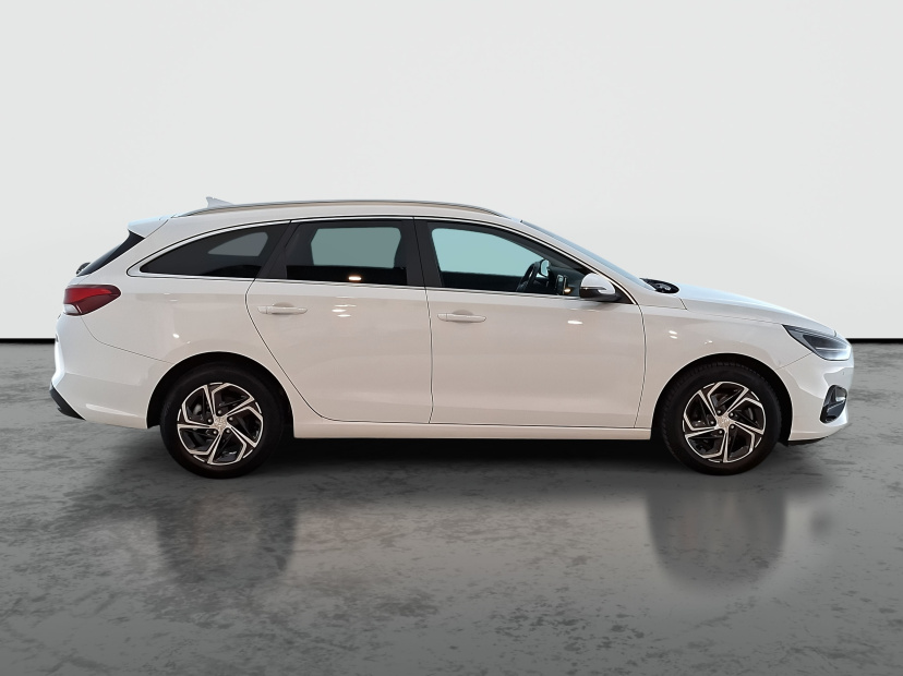 Hyundai i30, 2022