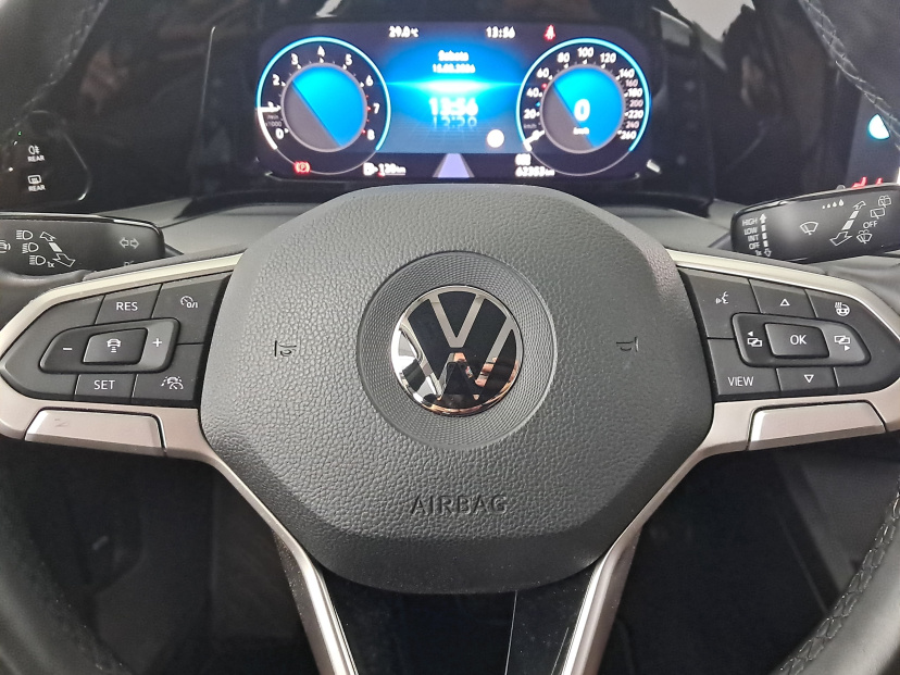Volkswagen Golf, 2021