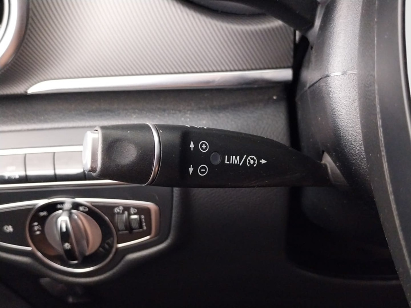 Mercedes-Benz V, 2015
