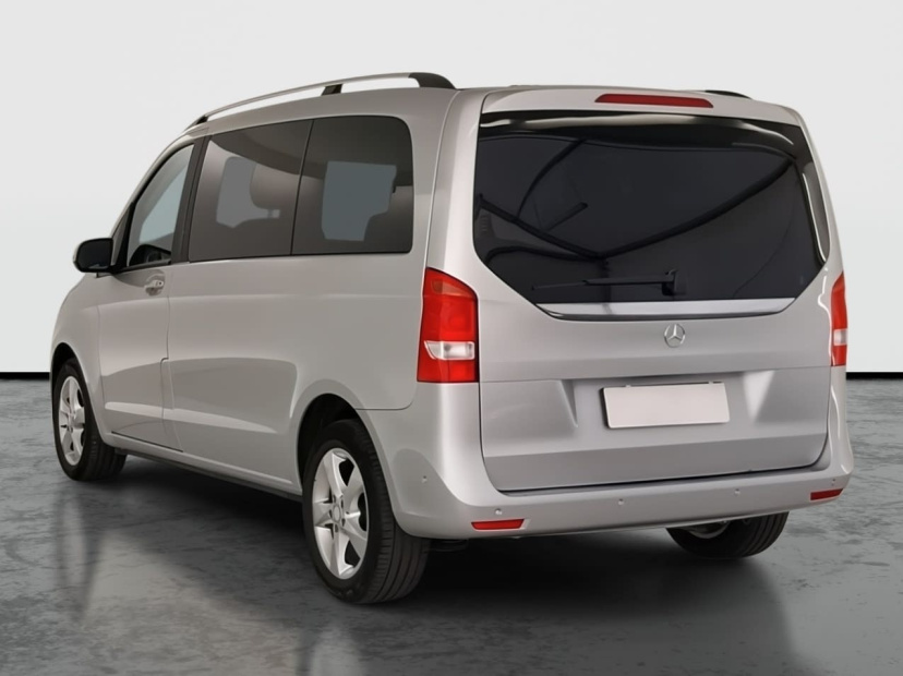 Mercedes-Benz V, 2015