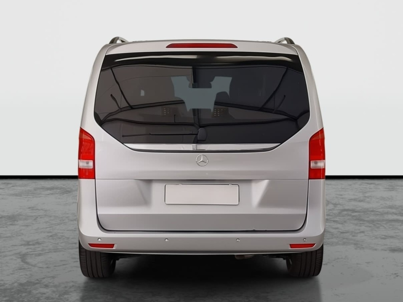 Mercedes-Benz V, 2015
