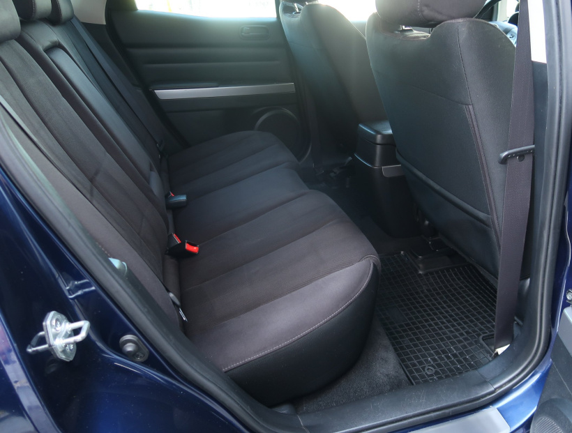 Mazda CX-7, 2011