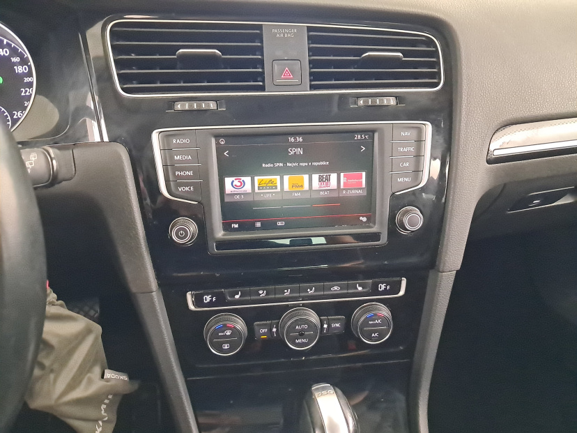 Volkswagen Golf, 2015