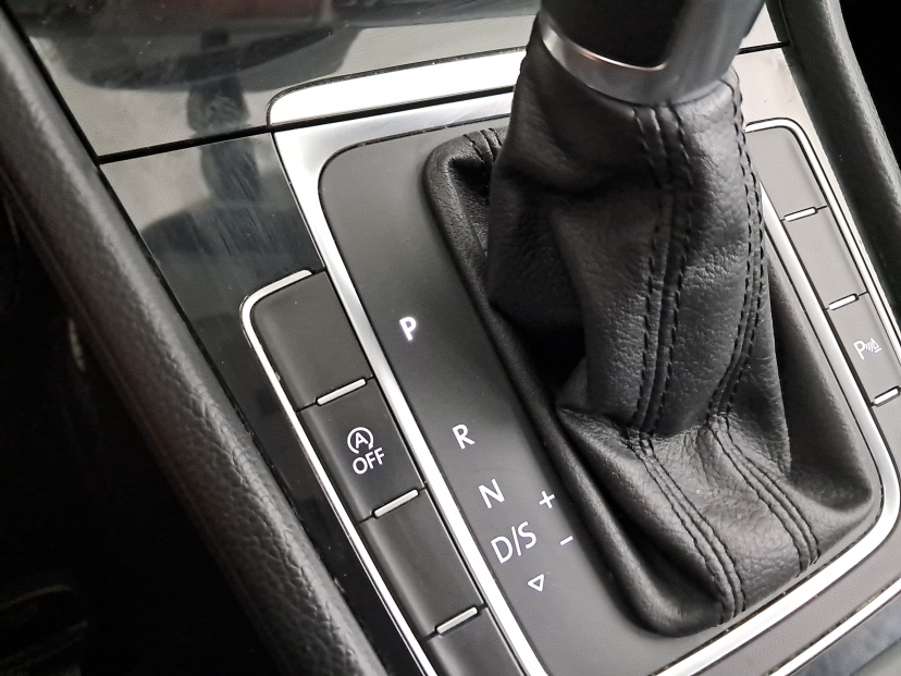 Volkswagen Golf, 2015