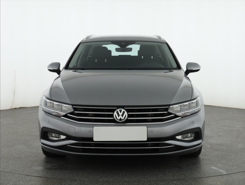 Volkswagen Passat, 2020