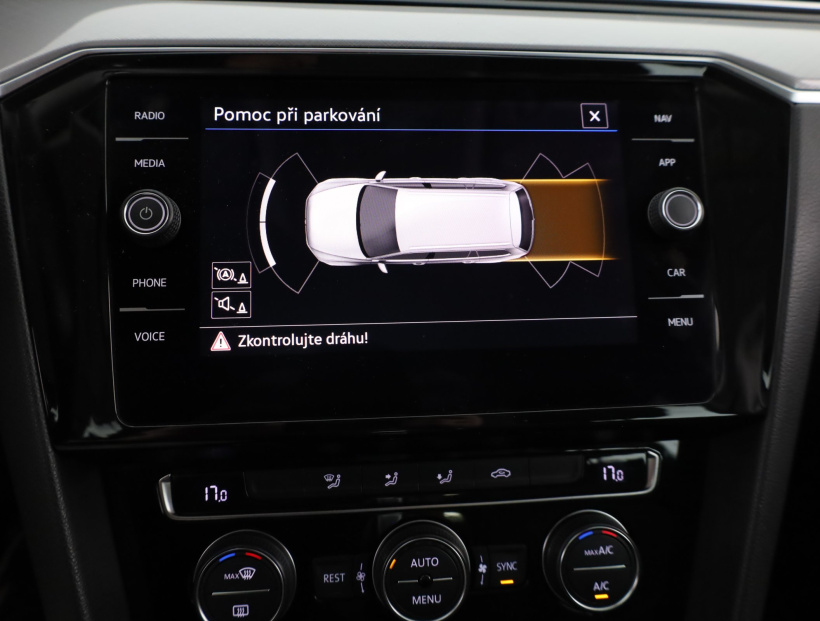 Volkswagen Passat, 2020