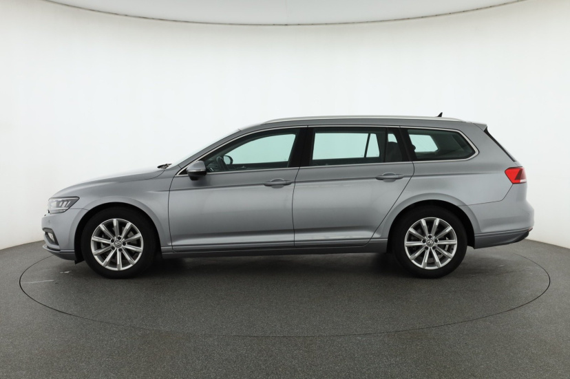 Volkswagen Passat, 2020