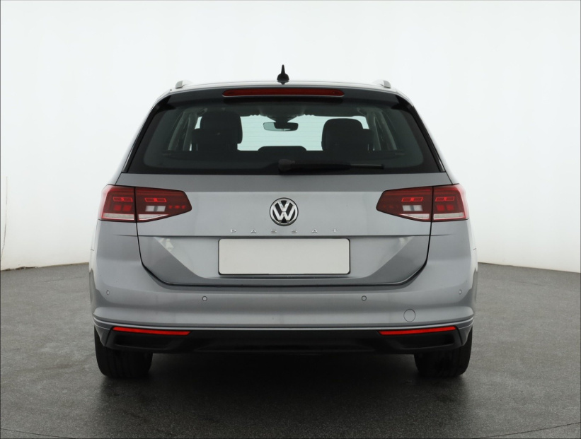 Volkswagen Passat, 2020