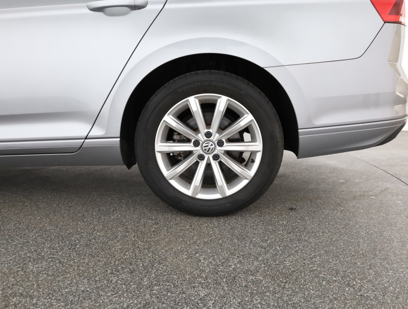 Volkswagen Passat, 2020