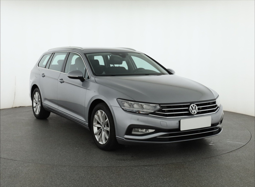 Volkswagen Passat, 2020