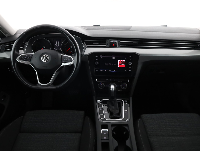 Volkswagen Passat, 2020