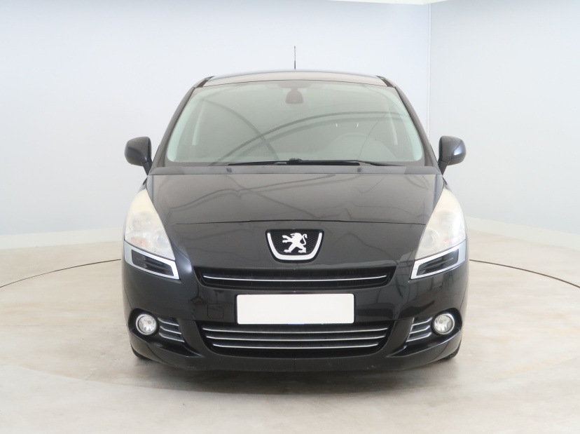Peugeot 5008, 2012