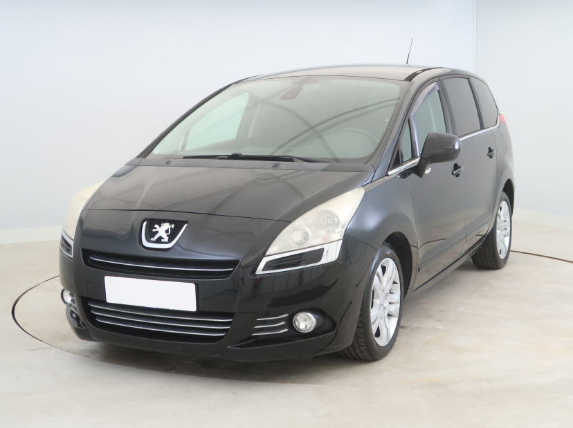 Peugeot 5008, 2012