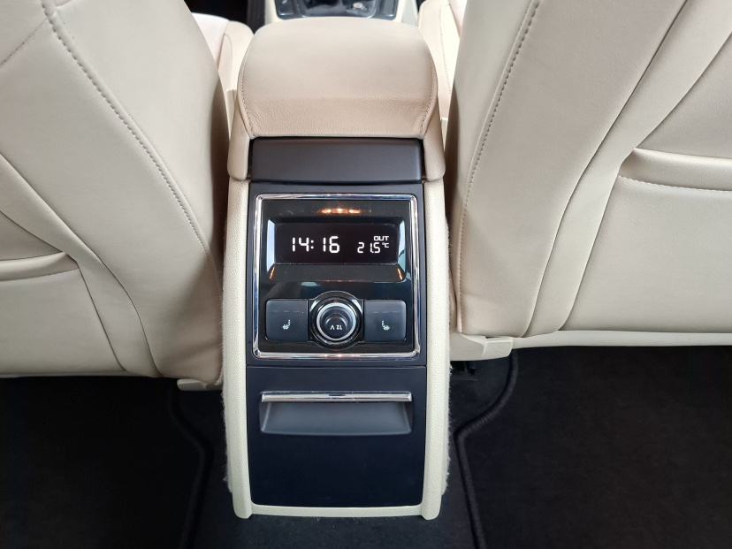 Škoda Superb, 2014