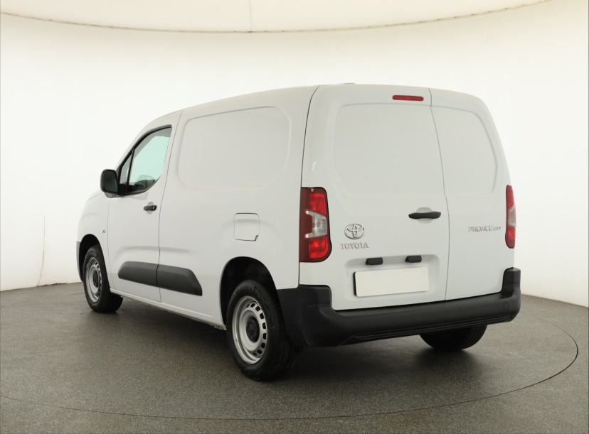 Toyota ProAce City, 2024