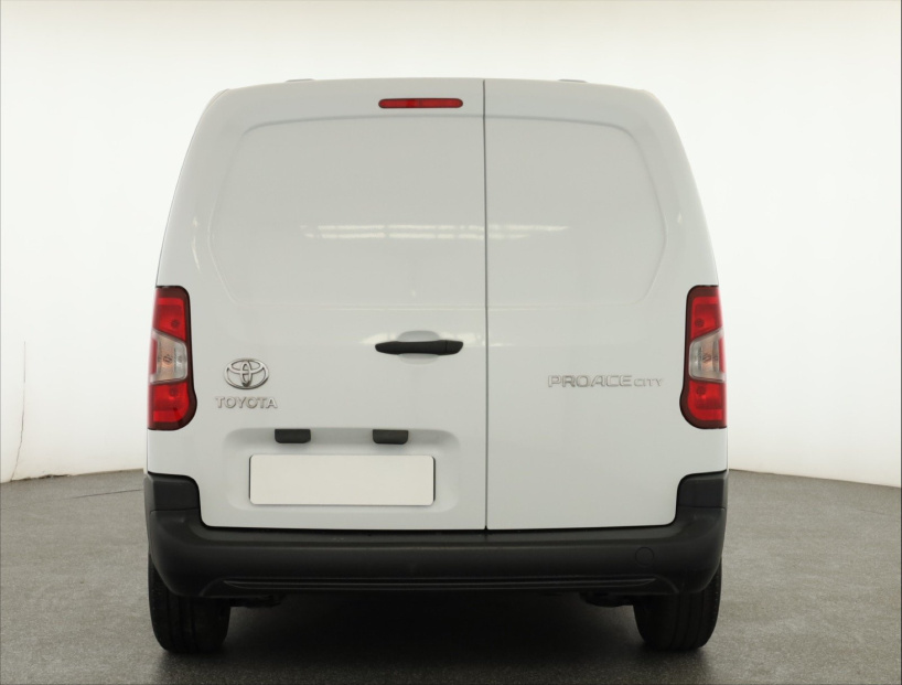 Toyota ProAce City, 2024