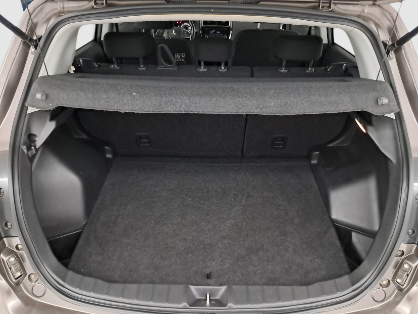 Mitsubishi ASX, 2016