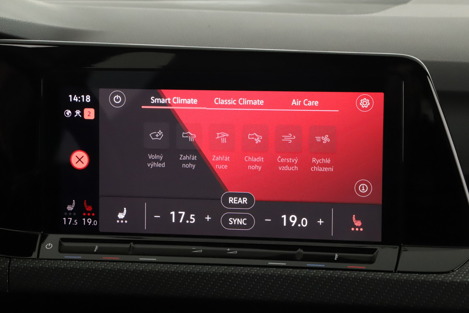 Volkswagen Golf - 2024