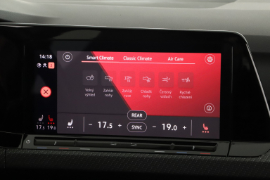 Volkswagen Golf - 2024
