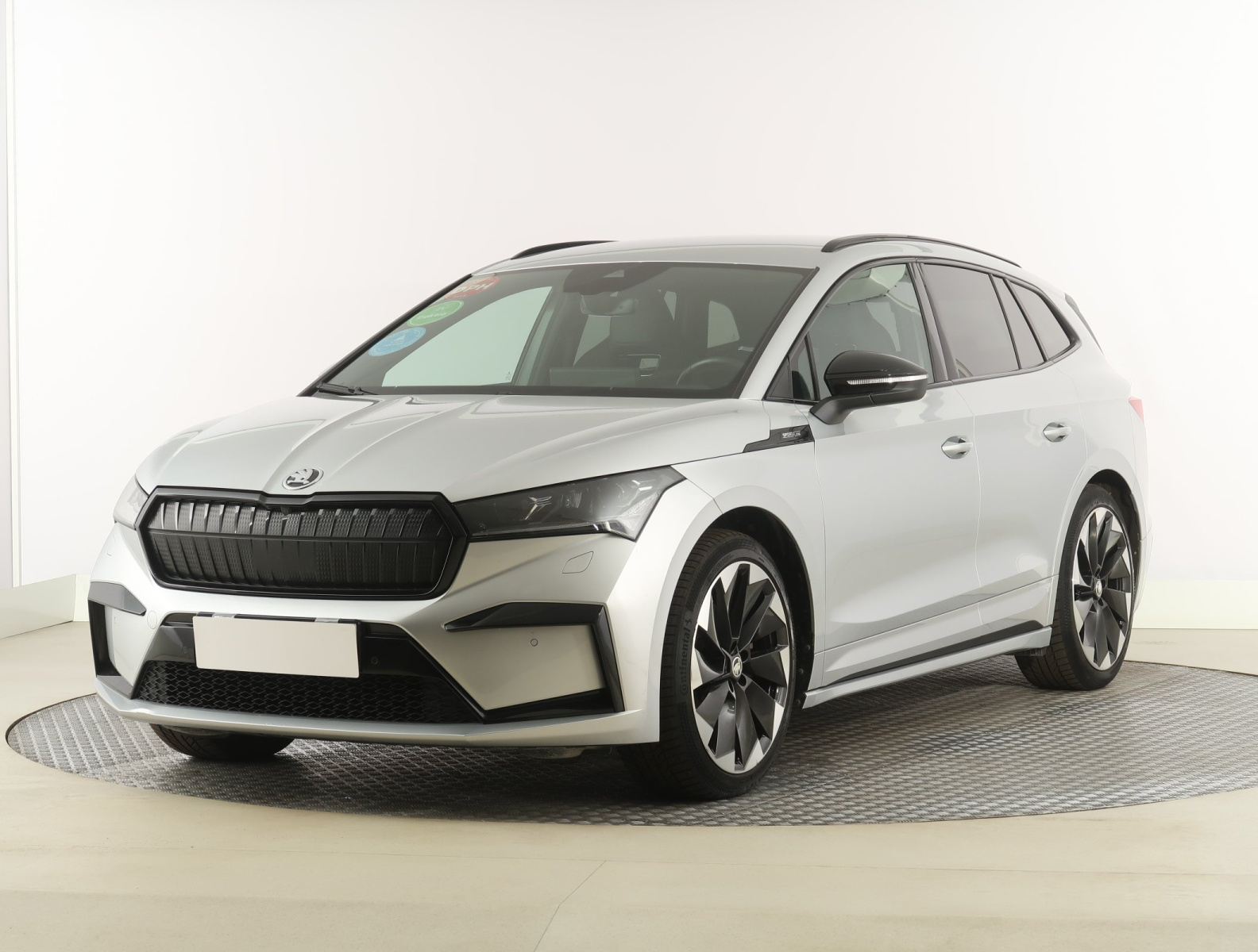 Škoda Enyaq iV 60 (62 kWh), 2021, digi klima, Infotainment 3