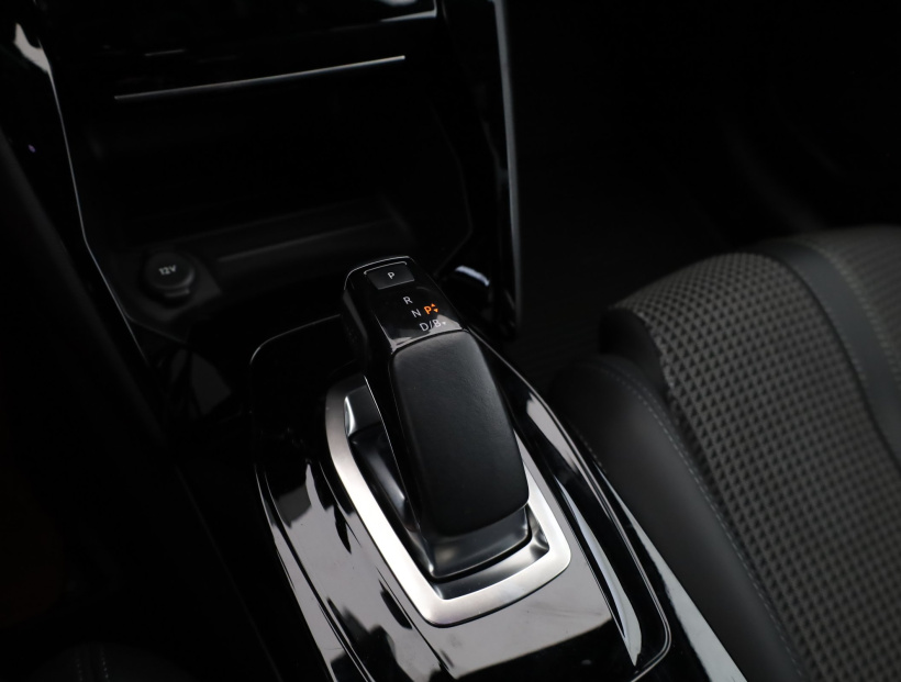 Peugeot e-208, 2021