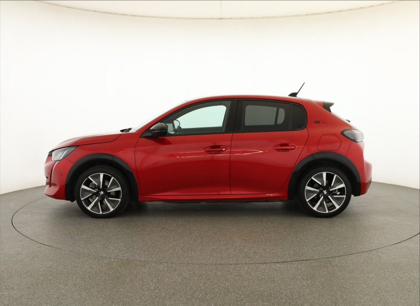 Peugeot e-208, 2021