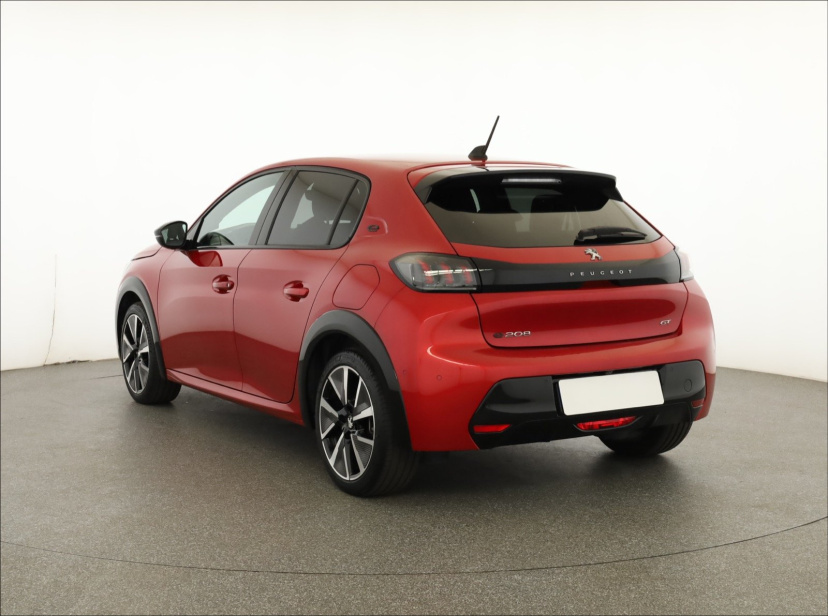 Peugeot e-208, 2021
