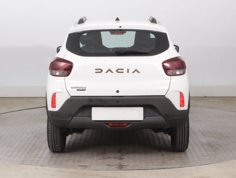 Dacia Spring, 2024