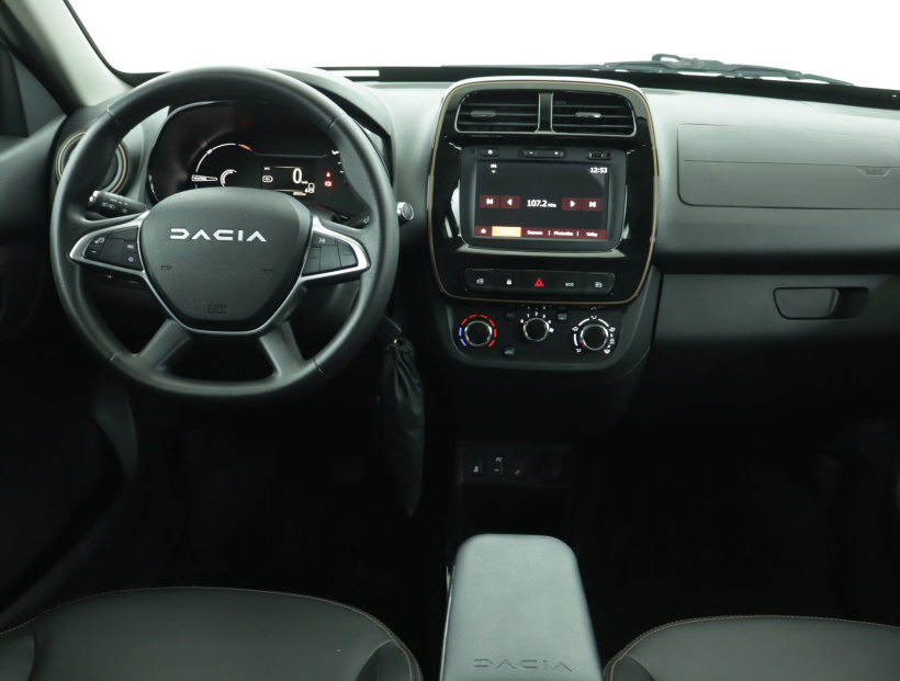 Dacia Spring, 2024