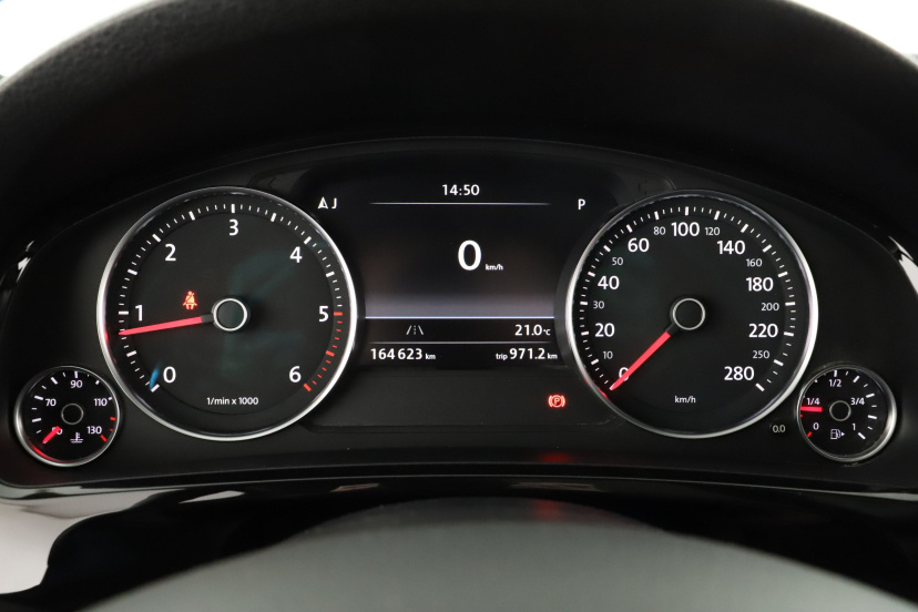 Volkswagen Touareg, 2012