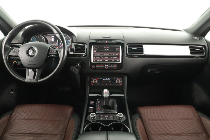 Volkswagen Touareg, 2012