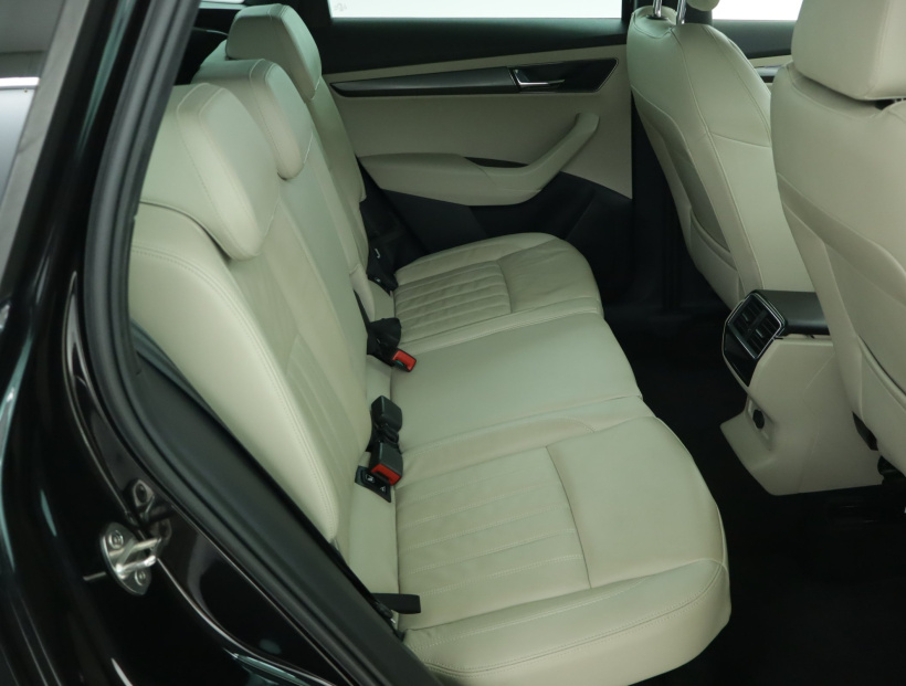 Škoda Karoq, 2018